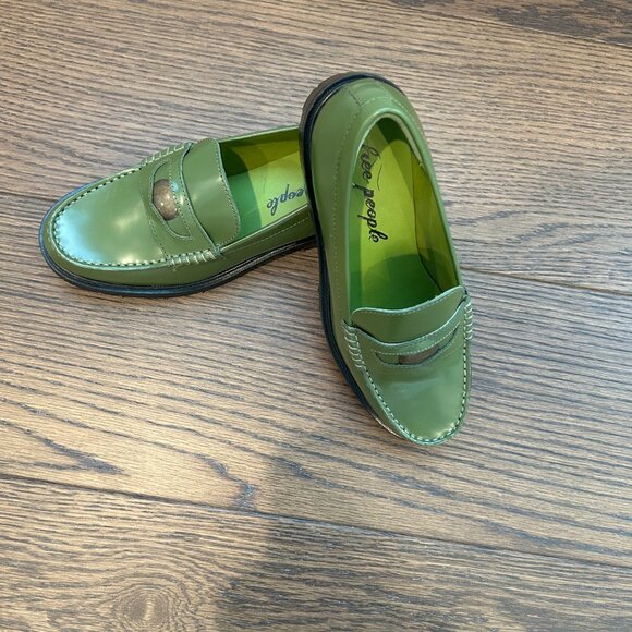 Liv Loafers by Free People - Size 6.5/EU: 37 - Brand New - Picture 5 of 7